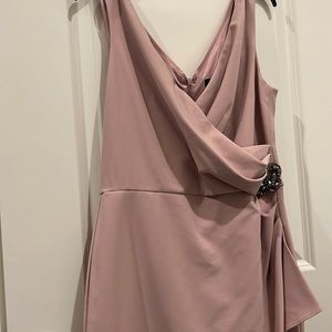 Maxi dress beautiful size 6 color pink light excelente condition